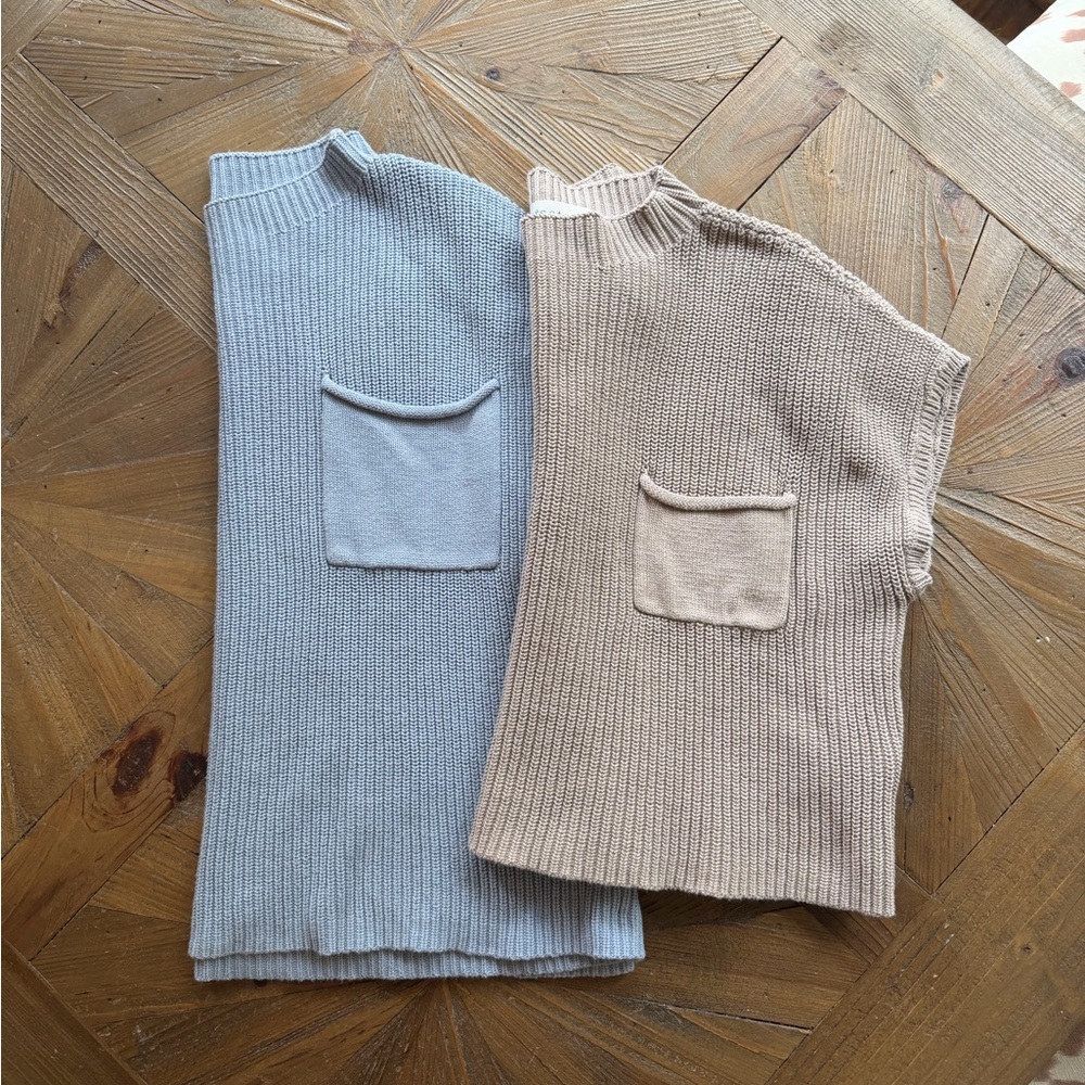 Knit Pocket Cropped Sweaters in Light Blue and Beige